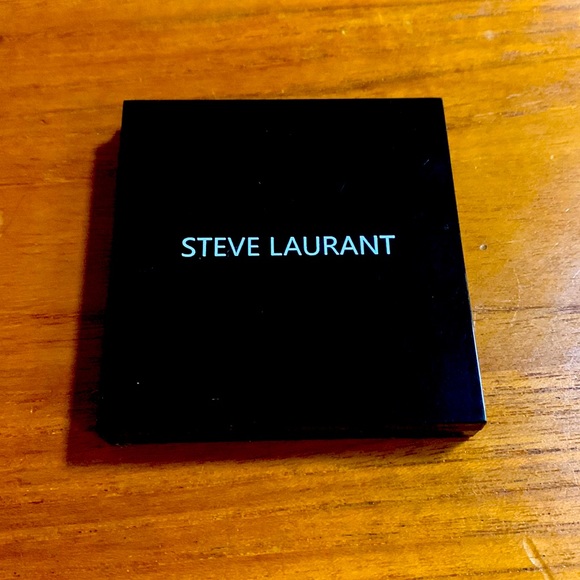 Steve Laurent Wild Thing Eyeshadow Palette - Picture 2 of 3